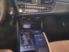 Lexus ES 200 CVT Elite Edition - ფოტო 19