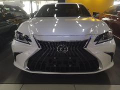 Lexus ES 200 CVT Elite Edition - ფოტო 3