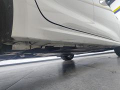 Toyota Corolla Dual-Engine 1.8L E-CVT Elite Edition - ფოტო 10