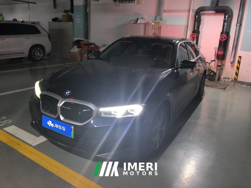 BMW i3 eDrive 35 L - автомобиль из Китая