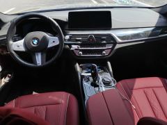 BMW 5 Series Facelift 525Li M Sport Package - фото 16