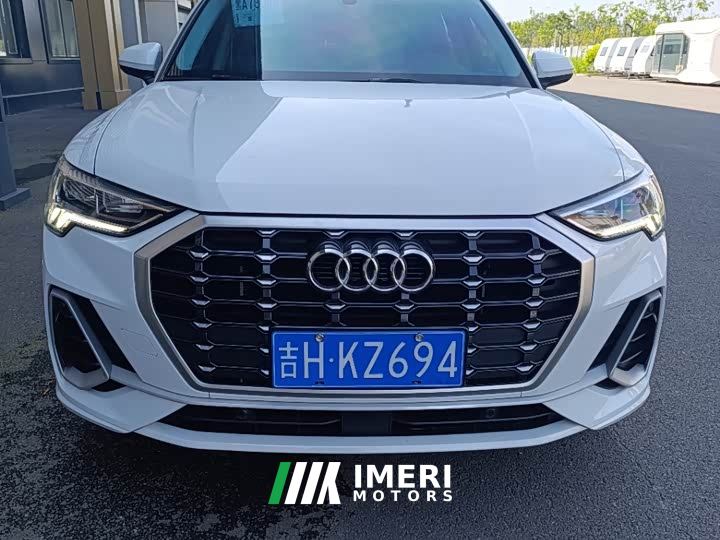 Audi Q3 35 TFSI Sport Dynamic Edition 1.4T