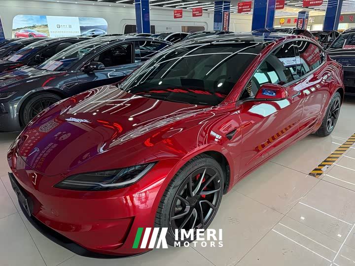 Tesla Model 3 High Performance All-Wheel Drive - автомобиль из Китая