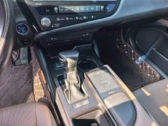 Lexus ES 300h Excellence Edition - photo 13