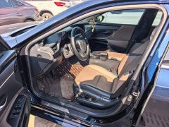 Lexus ES 300h Excellence Edition - photo 7