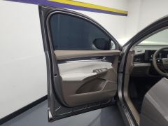 Roewe RX9 2.0T RWD Luxury Edition - photo 12