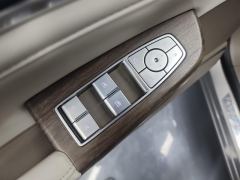Roewe RX9 2.0T RWD Luxury Edition - photo 13