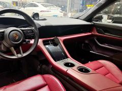 Porsche Taycan 4S - ფოტო 10
