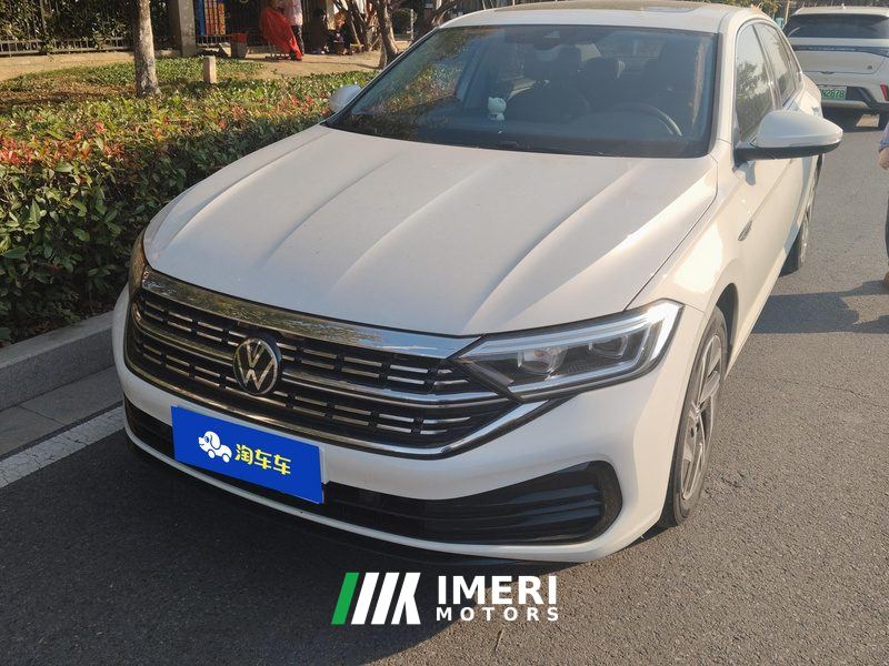 Volkswagen Jetta Sagitar 300TSI Dual-clutch transmission superior version