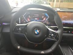BMW 5 Series 525Li Luxury Package - ფოტო 18