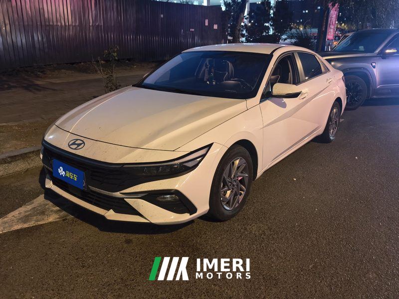 Hyundai Elantra 1.5L CVT Leading Edition - автомобиль из Китая