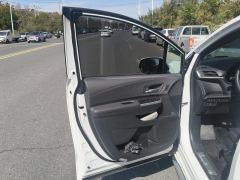 Toyota Gravia Dual-Engine 2.5L 4WD Premier Plus Edition - photo 12
