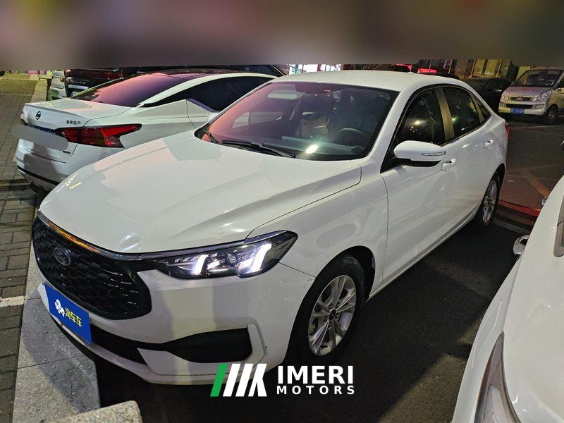 Ford Escort 1.5L Tiptronic Gold Edition