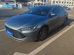 BYD Qin PLUS DM-i 55km Flagship - ფოტო 1