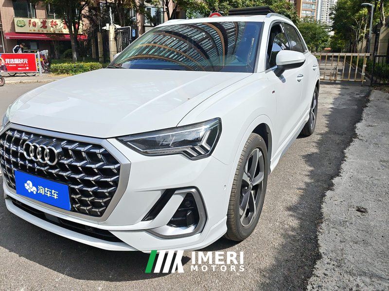 Audi Q3 quattro45 Edition 35 TFSI Fashion Version