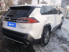 Toyota Wildlander 2.0L 4WD Luxury Edition - ფოტო 2