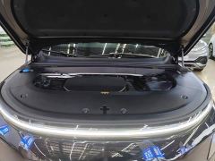 Li Auto L6 Pro - ფოტო 15