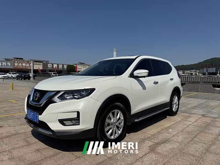 Nissan Qashqai 2.0L FWD Smart Connect Premium Edition