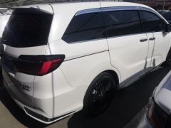 Honda Odyssey 2.0L Sharp Luxury Edition 7-seater - ფოტო 2