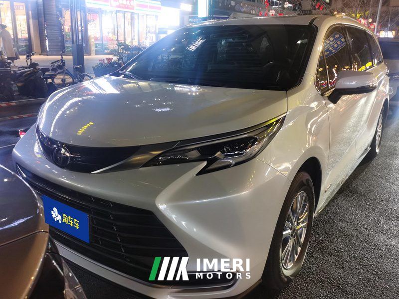 Toyota Sienna 2.5L Hybrid Prestige Edition