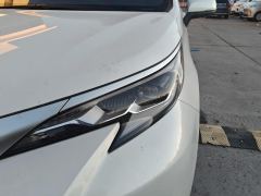 Toyota Sienna Dual-Engine 2.5L 4WD Prestige Edition - ფოტო 4