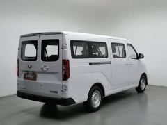 Wuling Yangguang 300km Comfort Passenger Van 75kW - фото 2