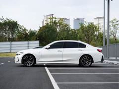 BMW 3 Series 325Li M Sport Package - ფოტო 4