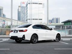 BMW 3 Series 325Li M Sport Package - ფოტო 8