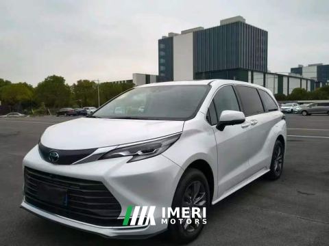 2026 Toyota Sienna Dual-Engine 2.5L 4WD Luxury Edition - автомобиль из Китая