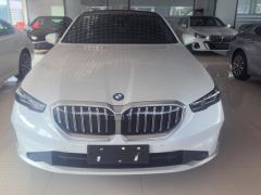 BMW 5 Series 530Li Premier Luxury Package - ფოტო 3