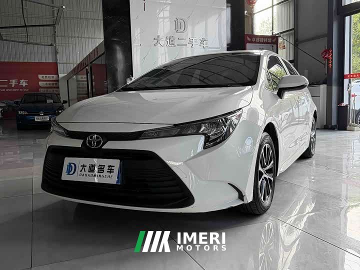 Toyota Corolla TNGA 1.5L CVT Base