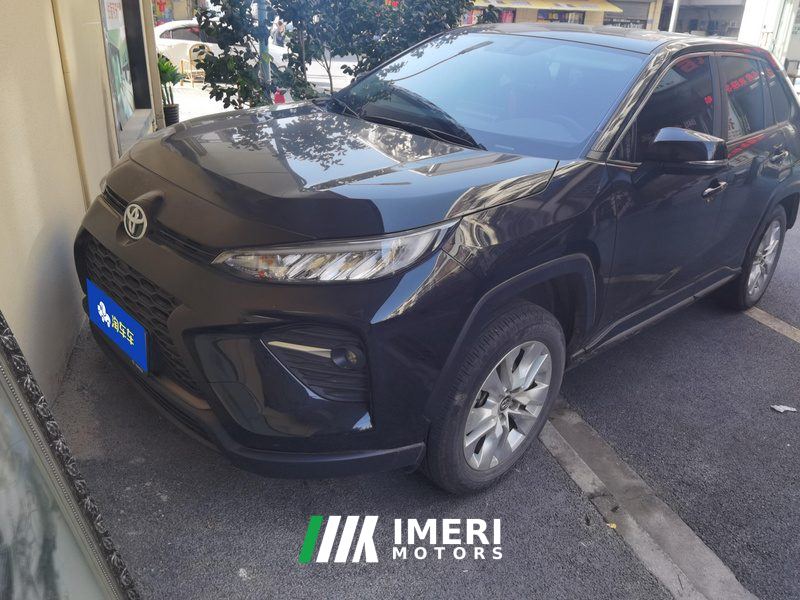 Toyota Wildlander 2.0L 2WD Leading Edition
