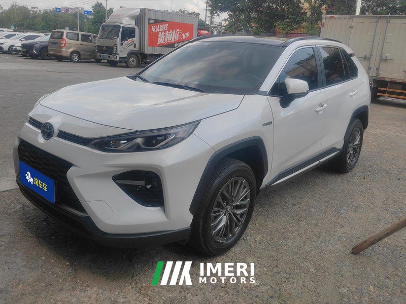 Toyota Wildlander Dual-Engine 2.5L RWD Luxury PLUS Edition