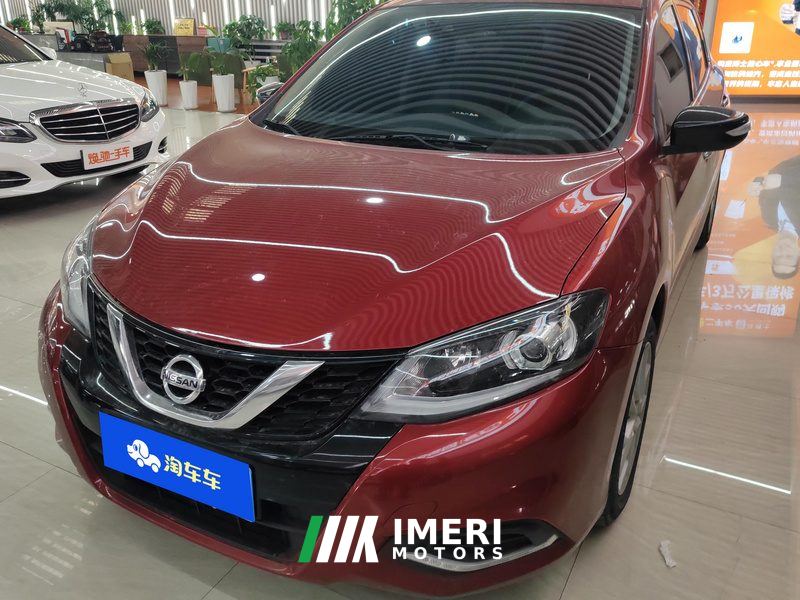 Nissan Tiida Kanda 1.6L CVT Smart Edition