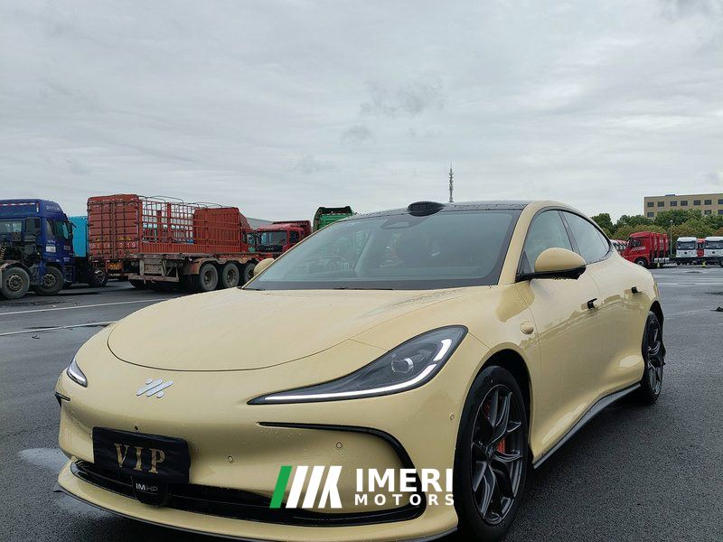 IM Motors Zhiji L6 780km AWD Ultra Edition