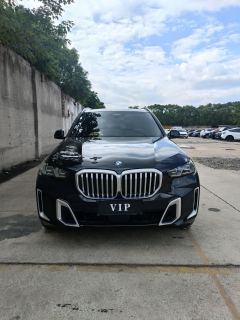 BMW X5 xDrive30Li Deluxe VersionM - фото 1