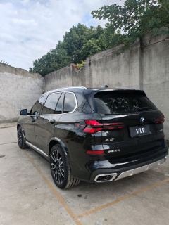 BMW X5 xDrive30Li Deluxe VersionM - фото 7