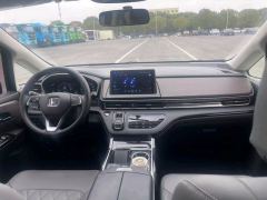 Honda Odyssey 2.0L Sharp Joy Edition - ფოტო 6