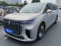 Voyah Dreamer PHEV version 1.5T 82km Low-carbon version Dream Smart Package 7-seater - фото 1
