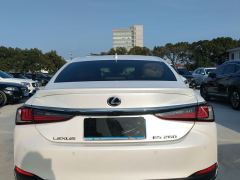 Lexus ES 260 Excellence Edition - ფოტო 8
