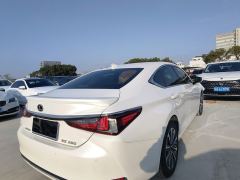 Lexus ES 260 Excellence Edition - ფოტო 9