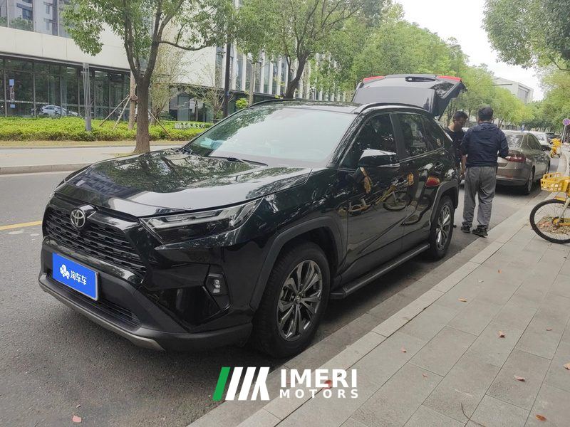 Toyota RAV4 Rongfang RAV4 2.0L Two-wheel drive fashion PLUS version