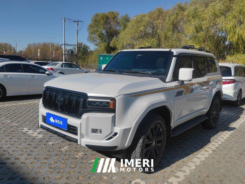 Toyota Prado Dual-Engine 2.4T Flagship VX Edition 5-seater