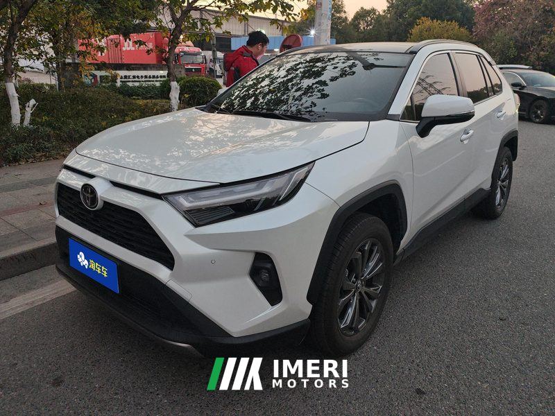 Toyota RAV4 Rongfang RAV4 2.0L Two-wheel drive fashion PLUS version