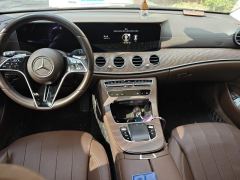 Mercedes-Benz E Class E-Class E 300 L Luxury - фото 16
