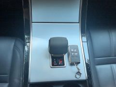 Land Rover Range Rover Velar 250PS S - ფოტო 19