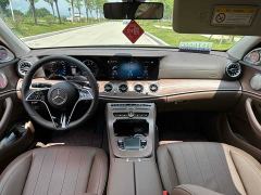 Mercedes-Benz E-Class E 300 L Luxury - photo 10