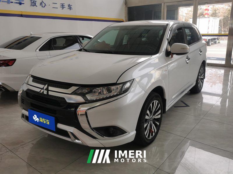 Mitsubishi Outlander 2.0L CVT 2WD Cruising Edition 5-seater