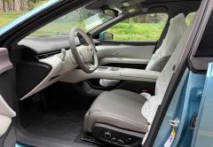 Deepal L07 EREV 230km 230Max Dry driving ADS SE Edition - фото 3