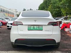 Tesla Model Y Long Range All-Wheel Drive - фото 3